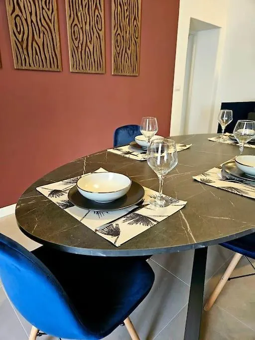 فيلا Casa Vista Azzurra آتْشّي كاستيلّو 0*,