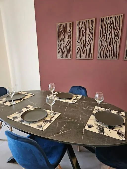 بيت للعطل فيلا Casa Vista Azzurra آتْشّي كاستيلّو إيطاليا